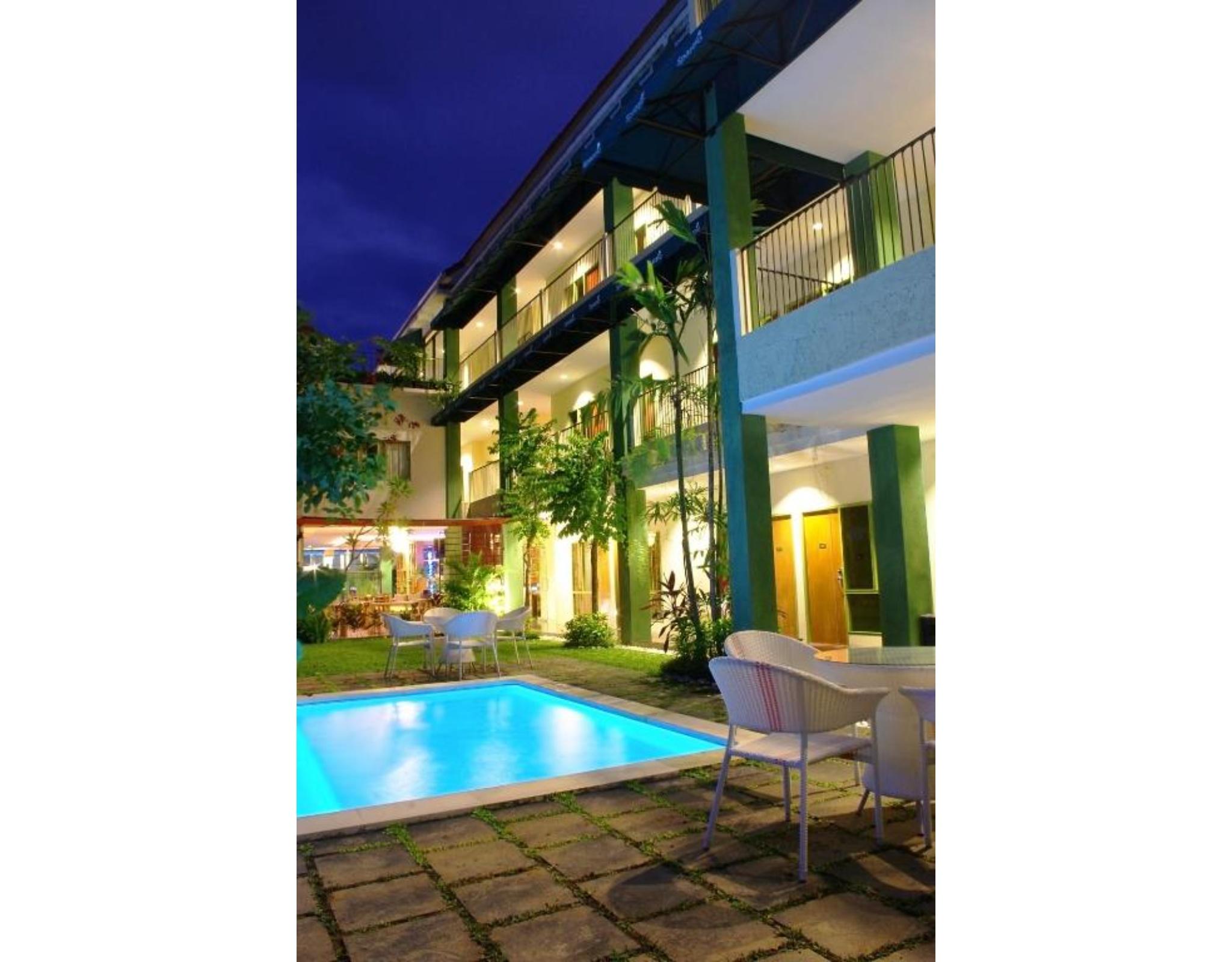 Spazzio Bali Hotel Kuta Lombok Exterior foto